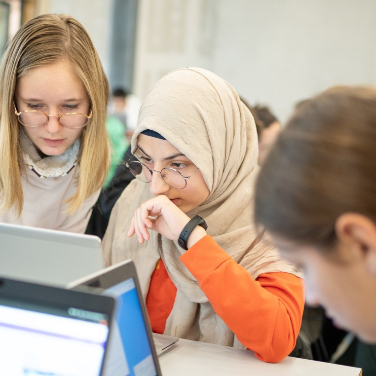 ICT Scouts - Ausbildung IT - Bildung IT - Förderung IT - IT-Nachwuchsförderung - Förderung Jugendliche IT - TechTalents -  Scouting Tech-Sektor - Technologieförderung - Ausbildung Applikationsentwickler – Förderung Applikationsentwickler -  Ausbildung Informatiker - Förderung Informatiker - Ausbildung Webdesign - Förderung Webdesign - Ausbildung Cybersecurity - Förderung Cybersecurity -Ausbildung KI - Förderung KI - ICT Campus Handelskammer beider Basel - ICT Campus Bern - CSS ICT Campus Zentralschweiz - ICT Campus Mägenwil - Smartfeld ICT Campus St. Gallen - ICT Campus Thun - ICT Campus Zürich - ICT Scouts gestaltet heute die Zukunft der ICT Fachkräfte von morgen - jetzt Kontakt aufnehmen! ICT Scouts - Training IT - Education IT - Promotion IT - IT Talent Development - Youth IT Promotion - TechTalents - Scouting Tech Sector - Technology Promotion - Training Application Developers - Promotion Application Developers - Training Computer Scientists - Promotion Computer Scientists - Training Web Design - Promotion Web Design - Training Cybersecurity - Promotion Cybersecurity - Training AI - Promotion AI - ICT Campus Chamber of Commerce of Basel - ICT Campus Bern - CSS ICT Campus Central Switzerland - ICT Campus Mägenwil - Smartfield ICT Campus St. Gallen - ICT Campus Thun - ICT Campus Zurich - ICT Scouts is shaping the future of tomorrow's ICT professionals - contact us now!